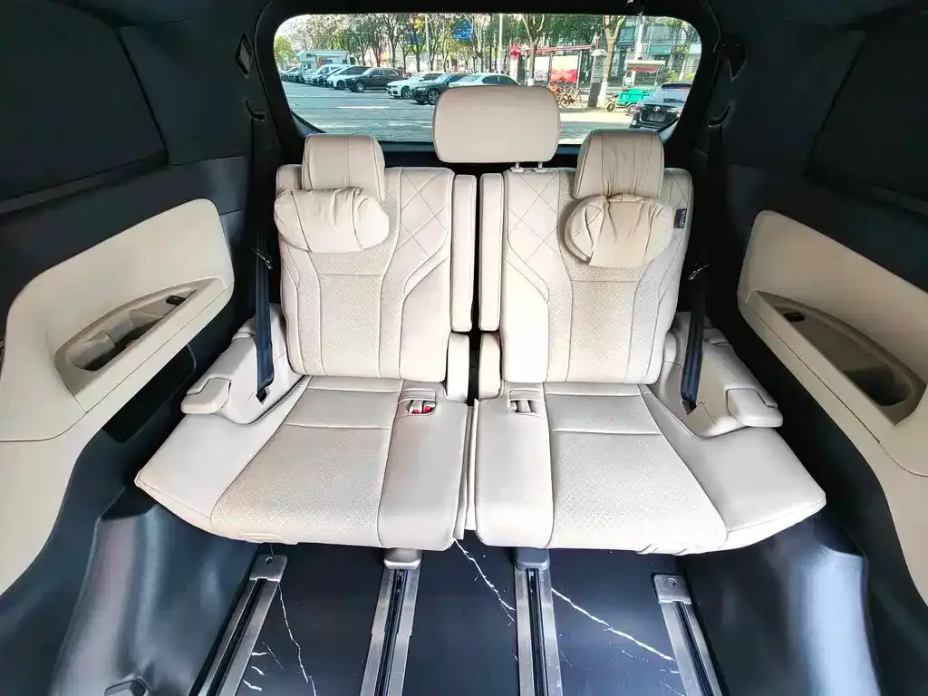 Toyota Vellfire 2024 из CN, фото 8
