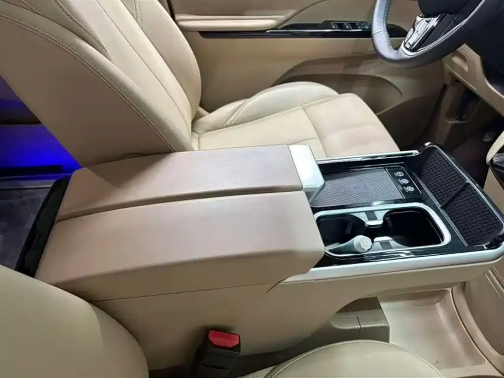 Buick GL8 Hybrid 2025 из CN, фото 5