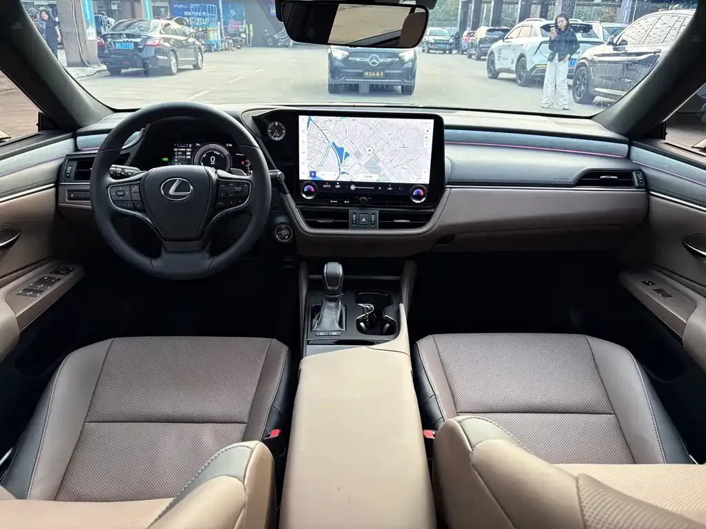 Lexus ES 2025 из CN, фото 3