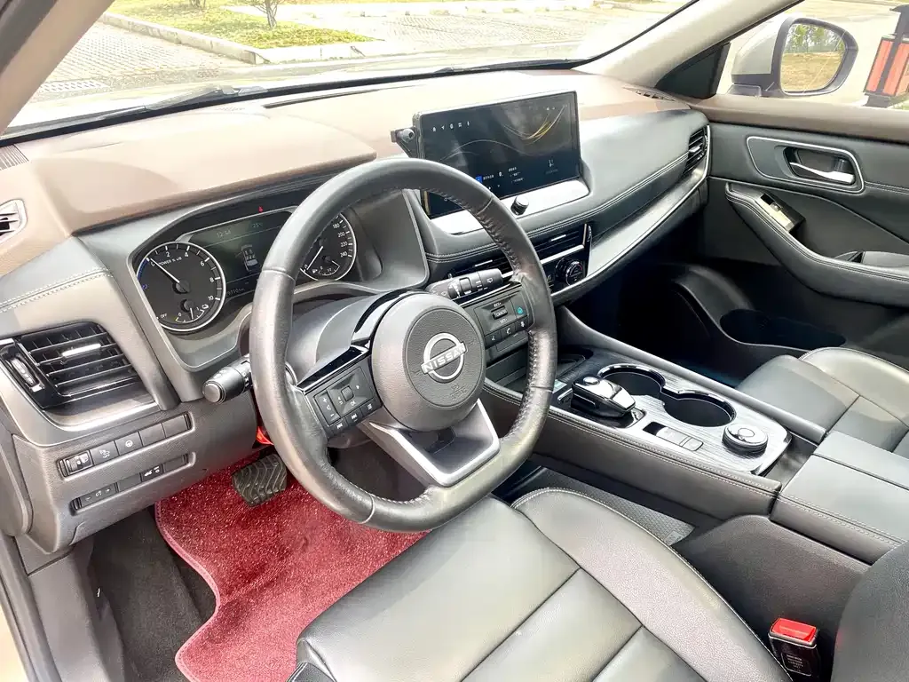 Nissan X-Trail 2023 из CN, фото 4