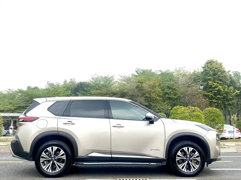 Nissan X-Trail 2023 из CN, фото 6