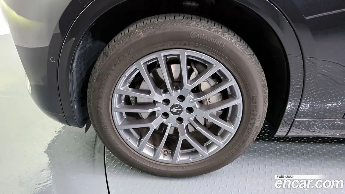 Maserati Grecale 2023 из KR, фото 8