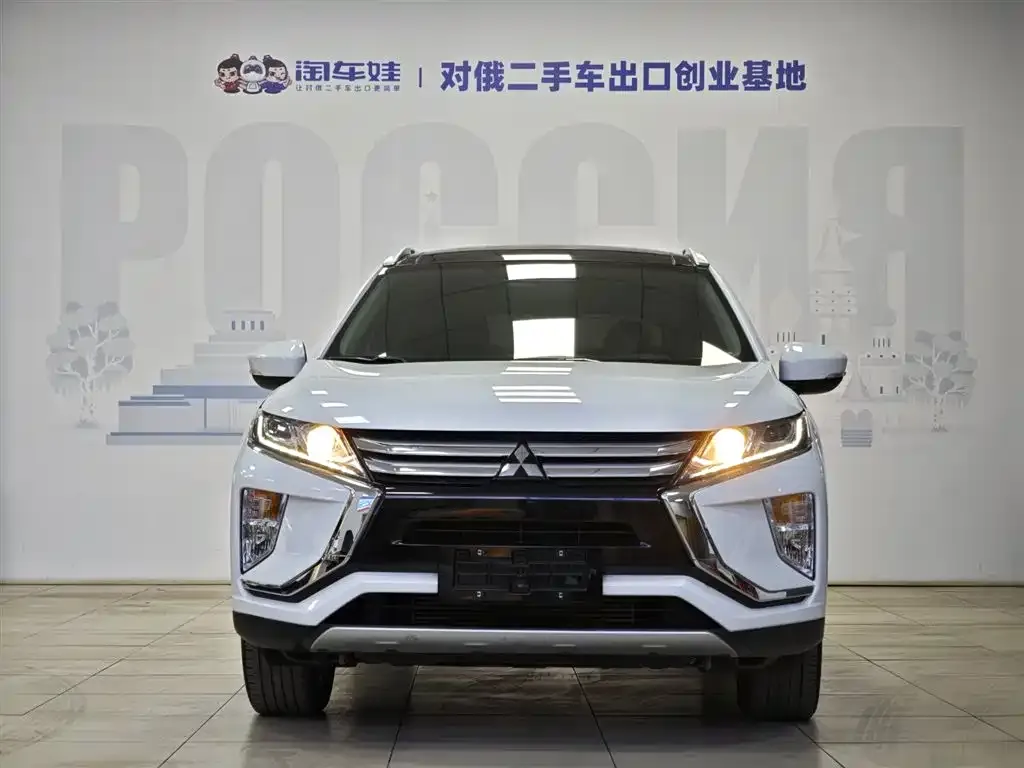 Mitsubishi Eclipse Cross — фото 9
