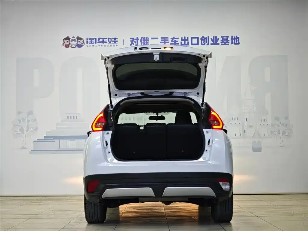 Mitsubishi Eclipse Cross — фото 7
