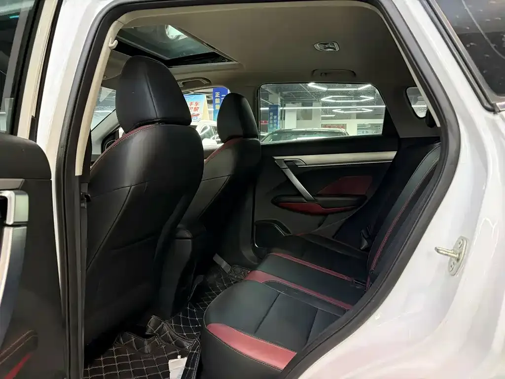Geely Binyue 2022 из CN, фото 6