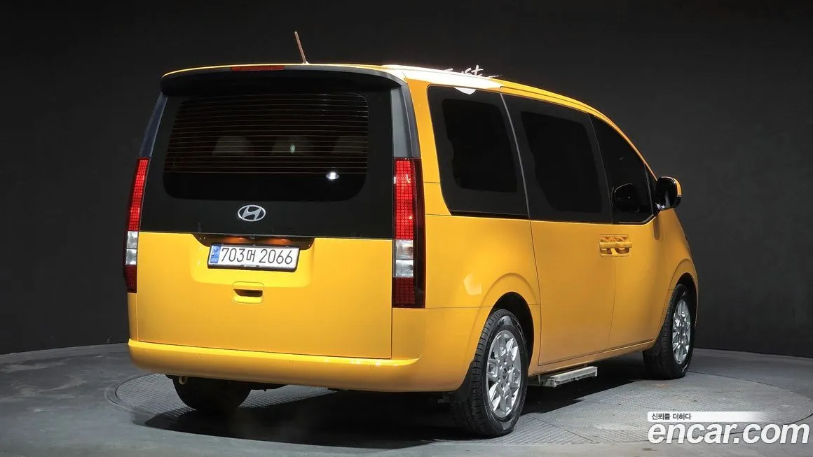 Hyundai Staria 2025 из KR, фото 2