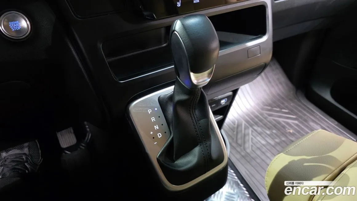 Hyundai Staria 2025 из KR, фото 6