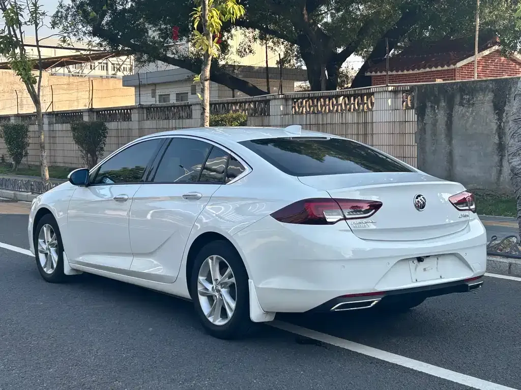 Buick Regal — фото 5