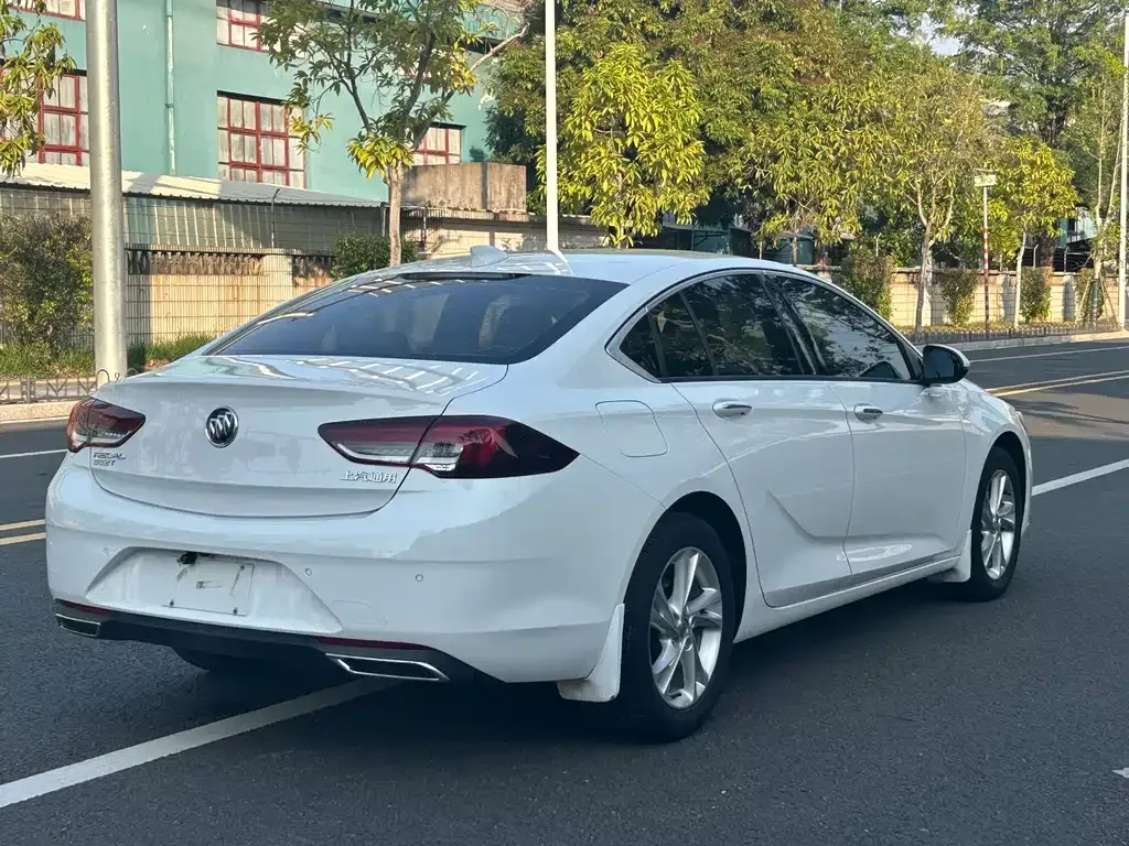 Buick Regal — фото 4