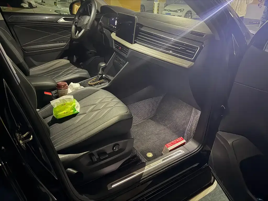Volkswagen Tiguan L 2023 из CN, фото 6