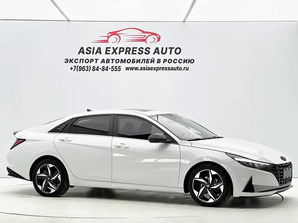 Hyundai Elantra 2023 из CN, фото 9