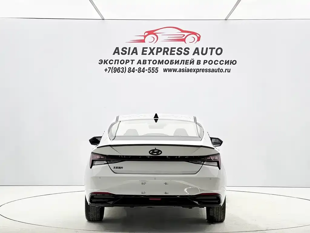 Hyundai Elantra 2023 из CN, фото 10
