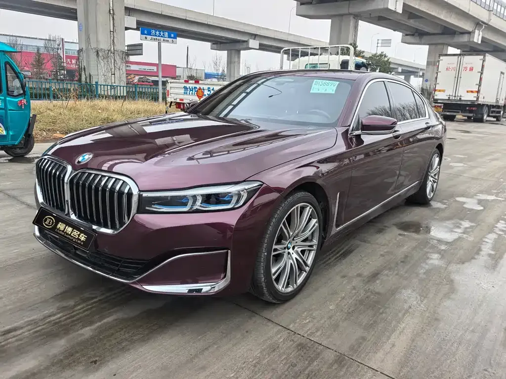 BMW 7 Series 2022 из CN, фото 1
