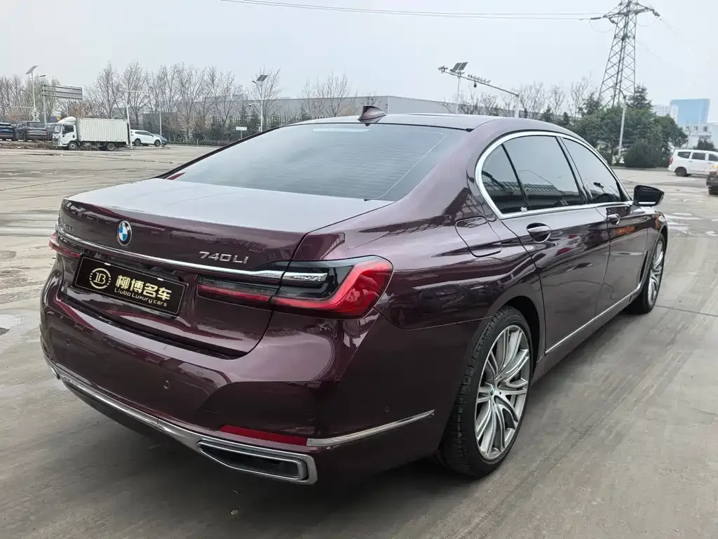BMW 7 Series 2022 из CN, фото 8
