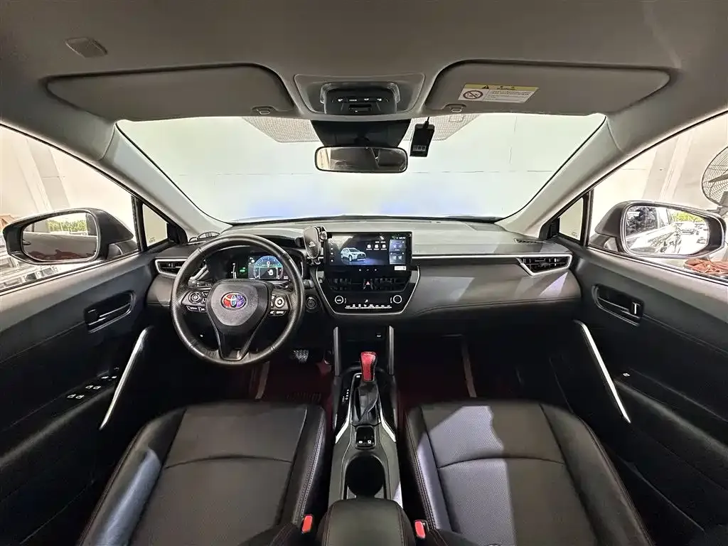Toyota Corolla Cross 2025 из CN, фото 6