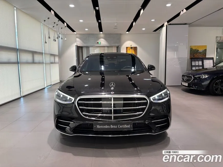 Mercedes-Benz S-Class — фото 1