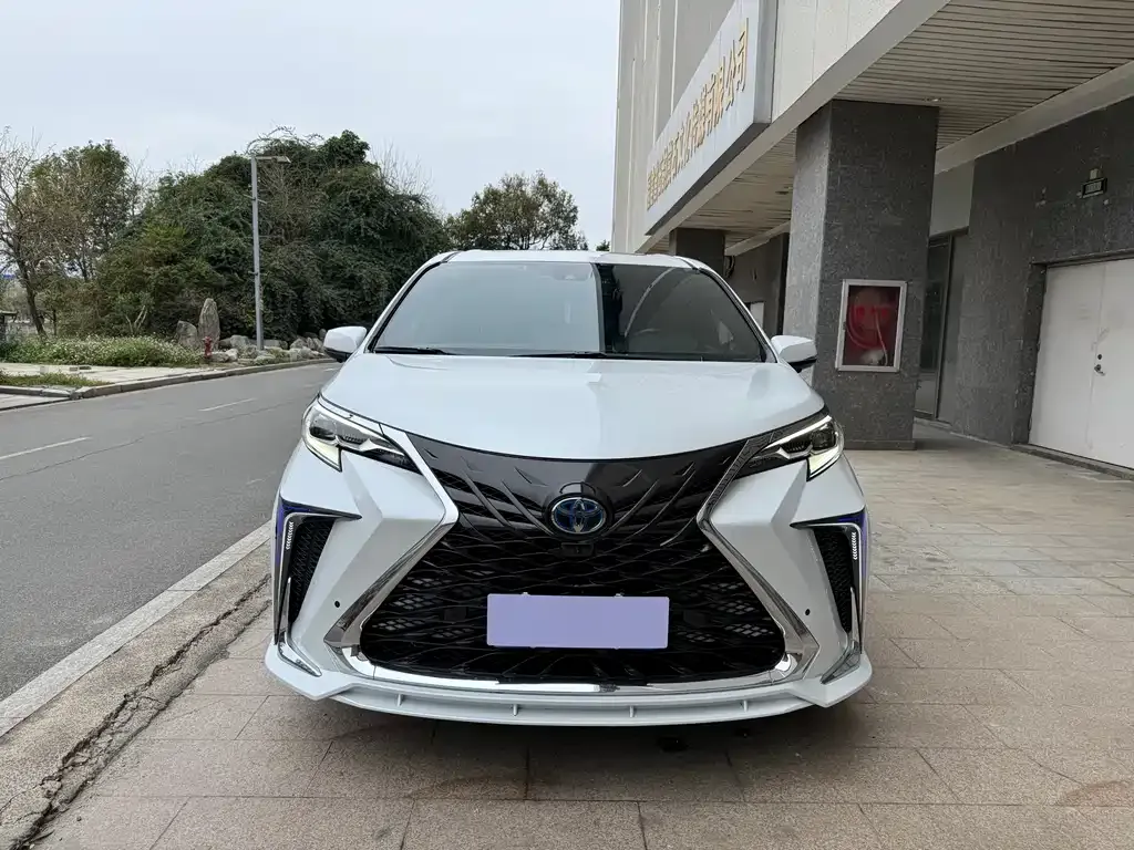 Toyota Sienna 2022 из CN, фото 10