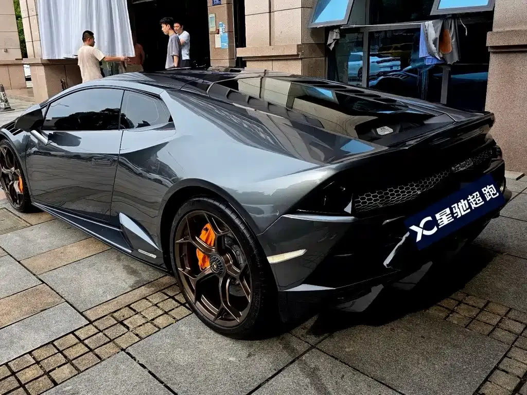 Lamborghini Huracan 2022 из CN, фото 3