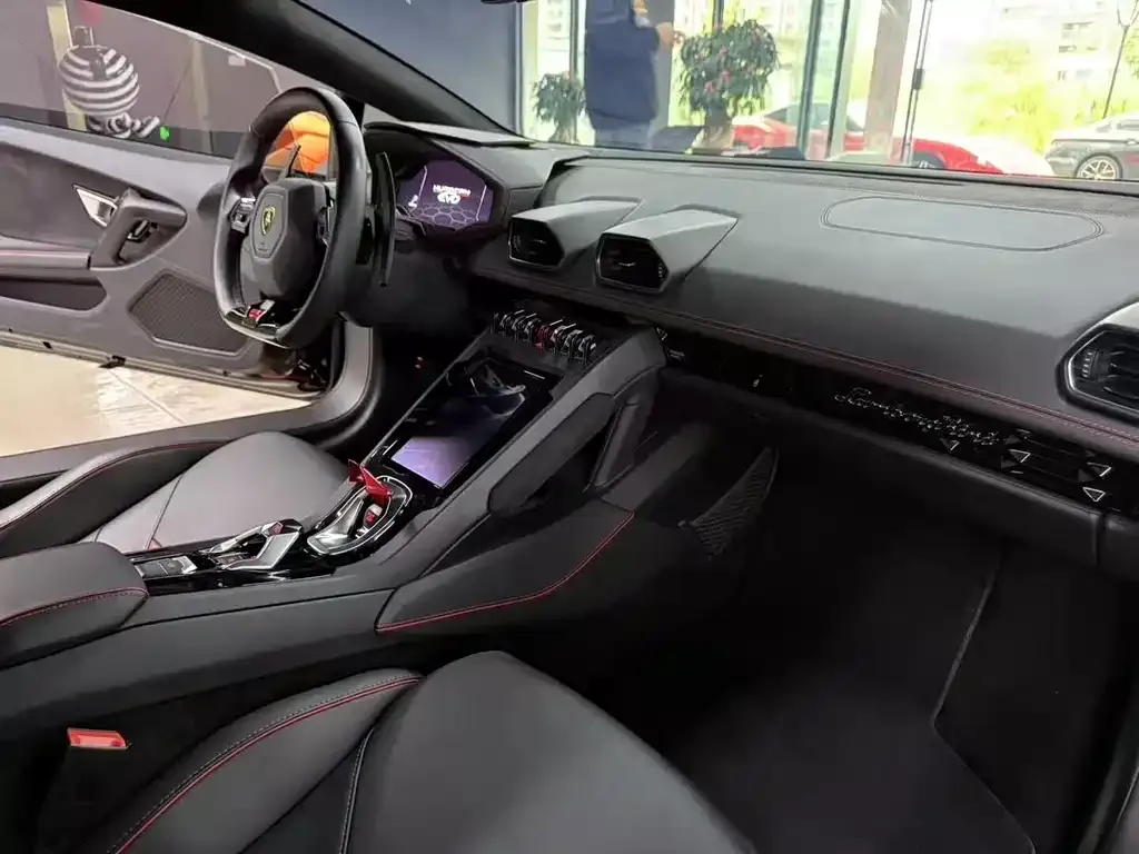 Lamborghini Huracan 2022 из CN, фото 6
