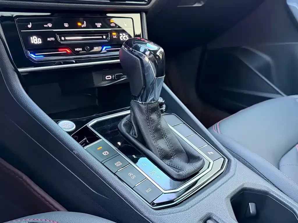 Volkswagen Lavida 2025 из CN, фото 5