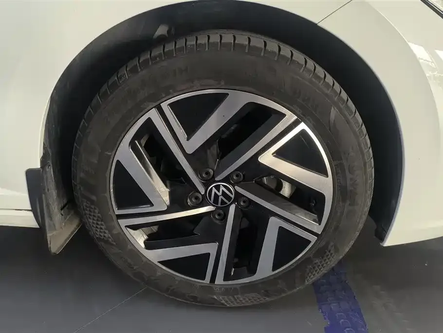 Volkswagen Sagitar 2023 из CN, фото 8
