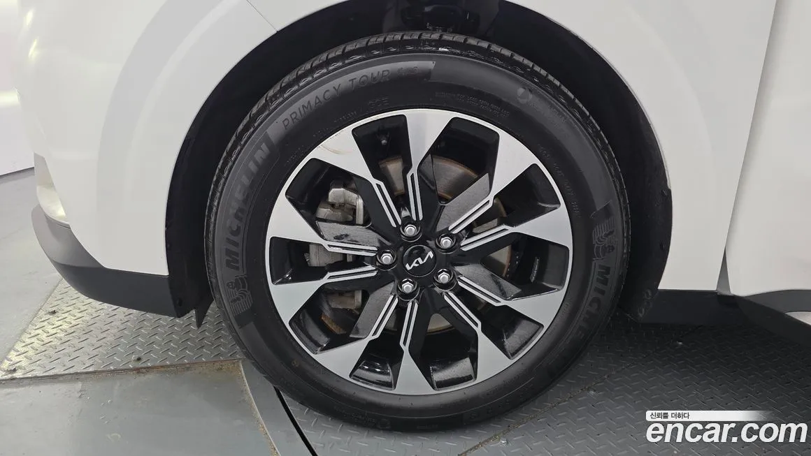 Kia Carnival 2023 из KR, фото 8