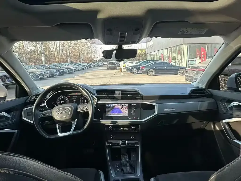 Audi Q3 2023 из CN, фото 6