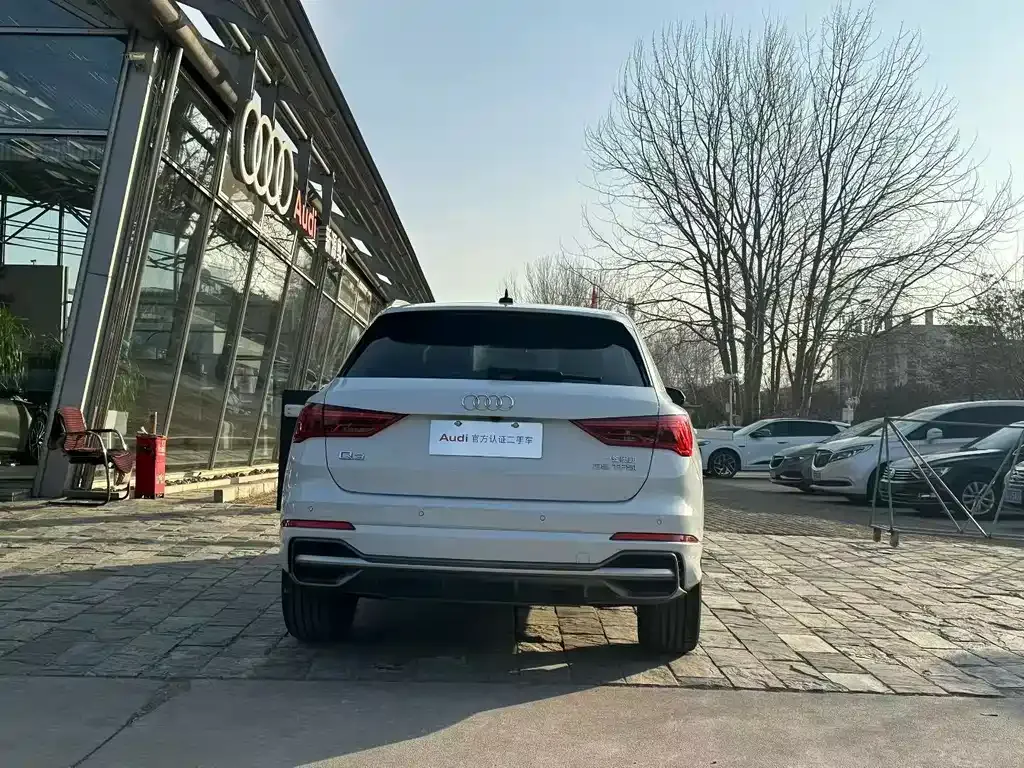 Audi Q3 2023 из CN, фото 10