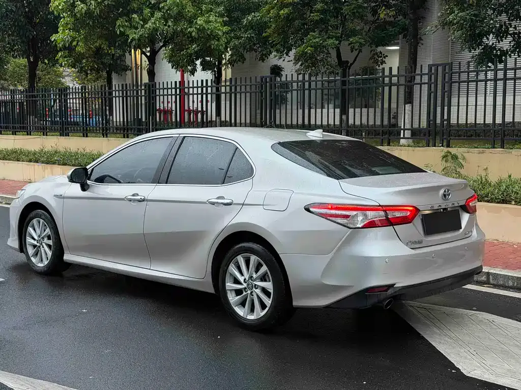 Toyota Camry 2022 из CN, фото 6