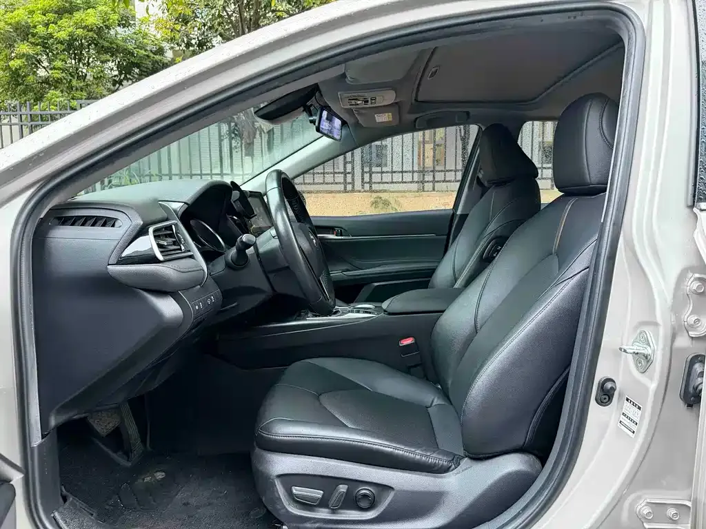 Toyota Camry 2022 из CN, фото 10
