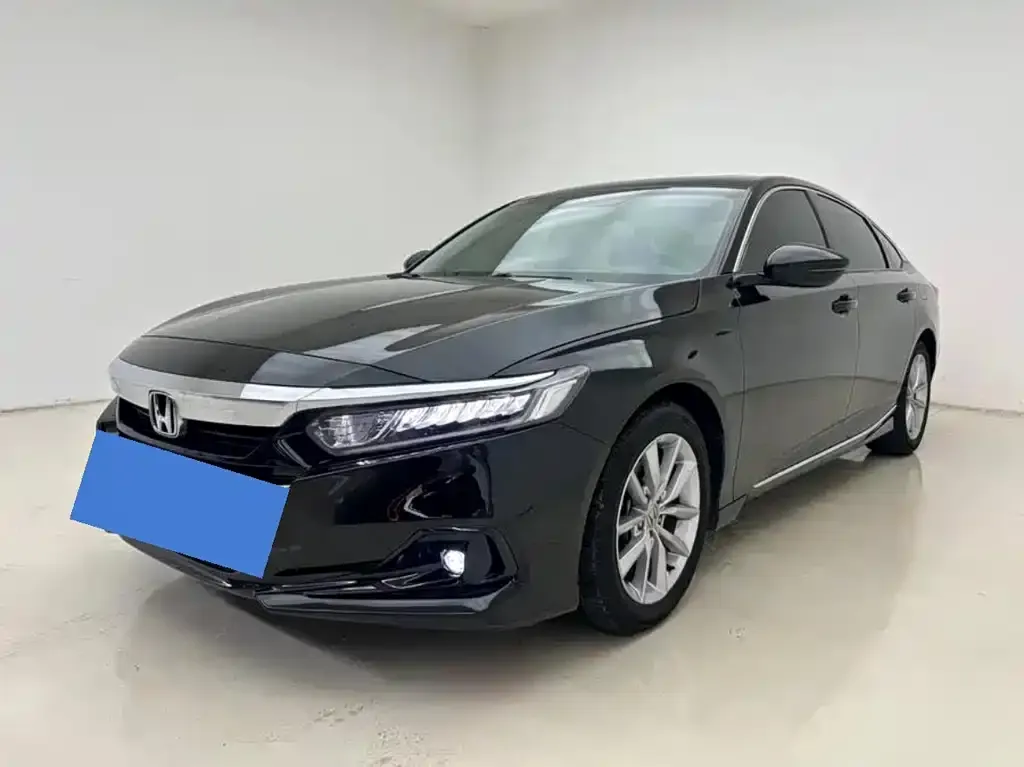 Honda Accord — фото 1