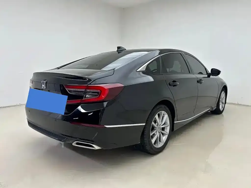 Honda Accord — фото 5