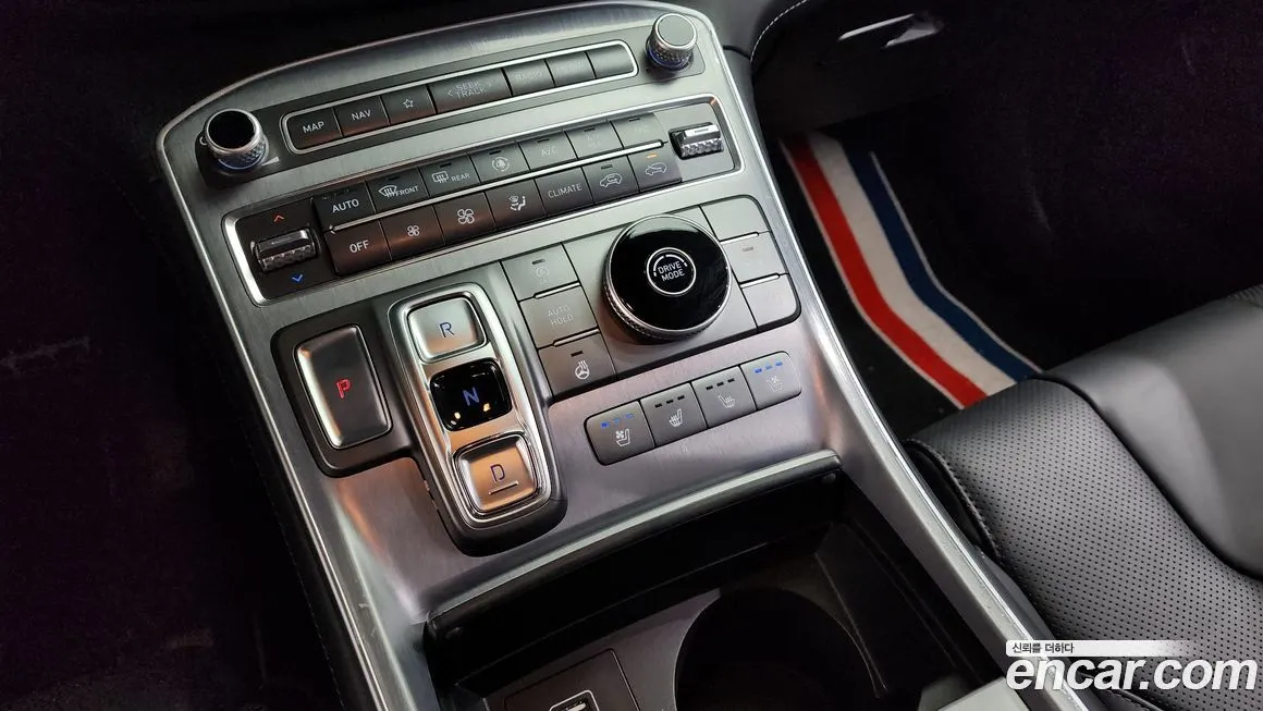 Hyundai Santafe — фото 8