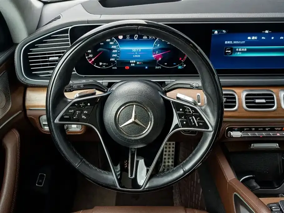Mercedes-Benz GLS 2023 из CN, фото 4