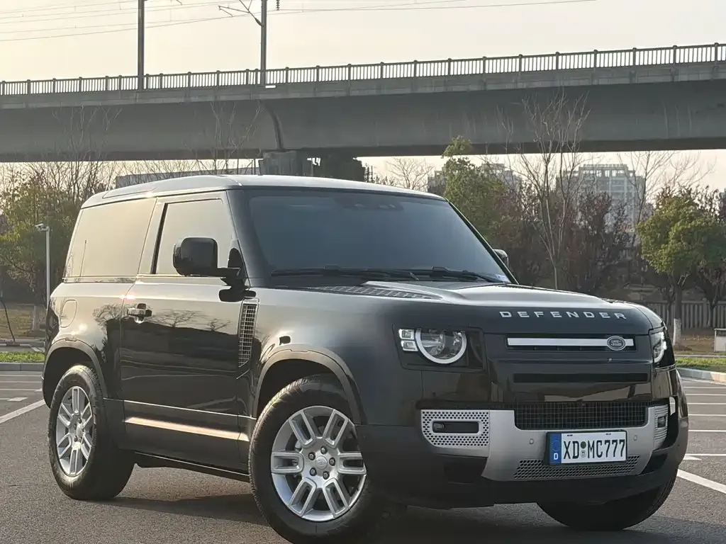 Land Rover Defender — фото 6