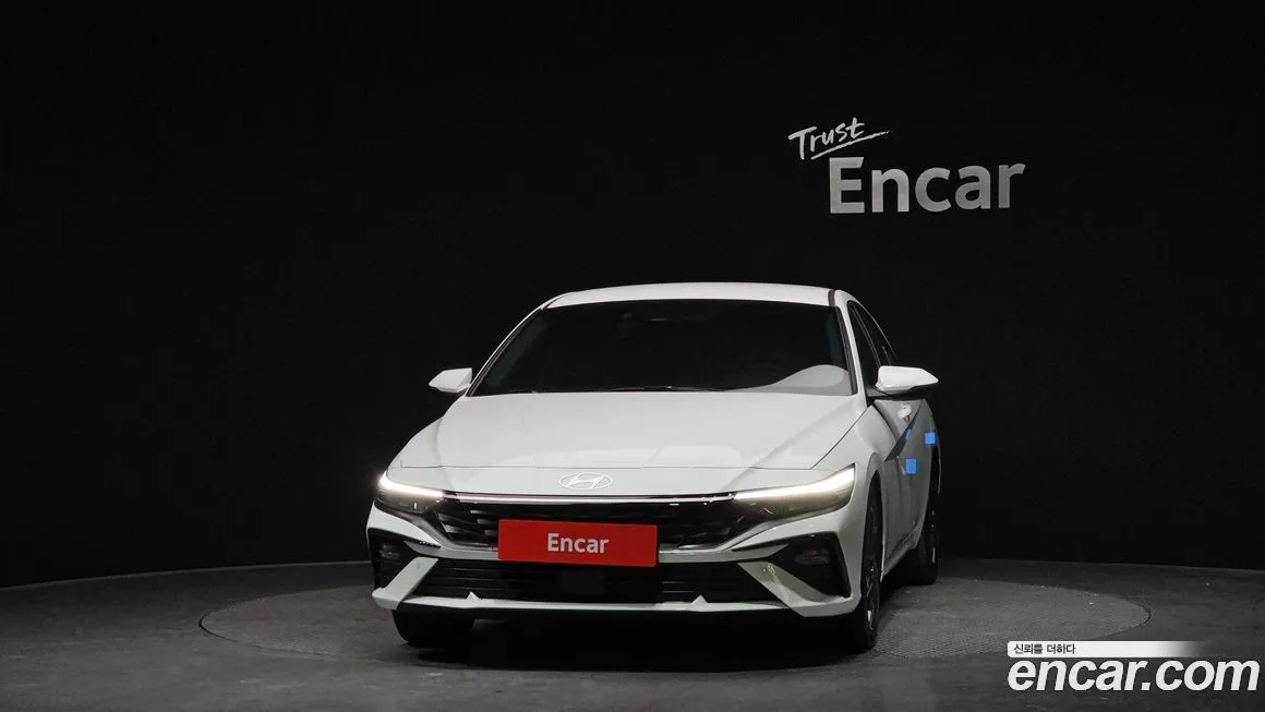Hyundai AVANTE — фото 3