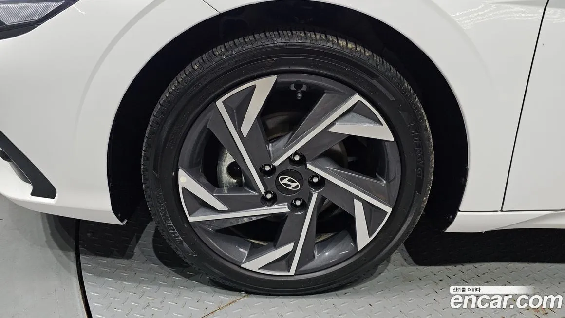 Hyundai AVANTE — фото 7