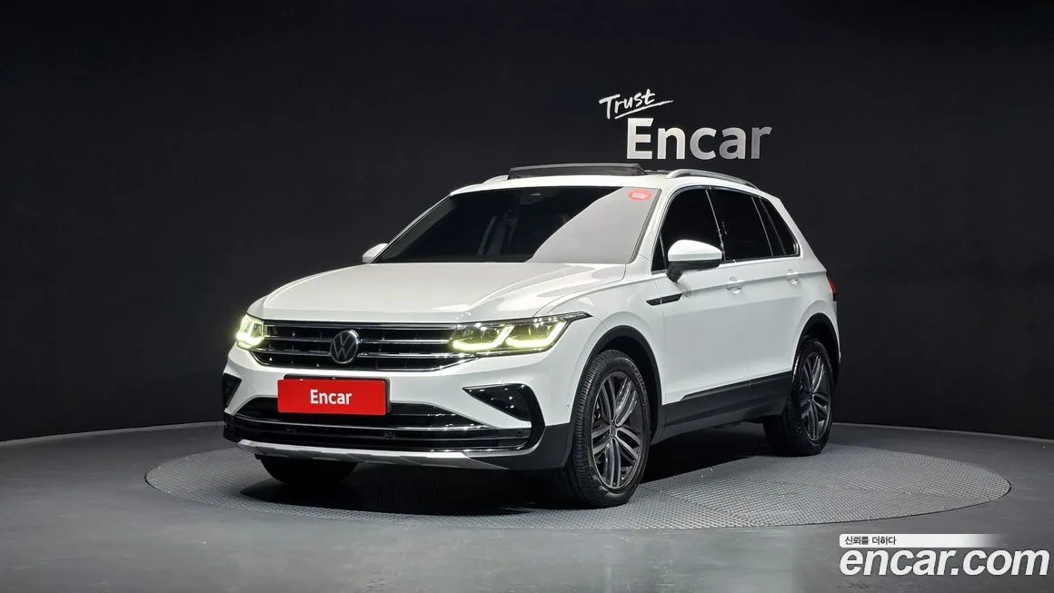 Volkswagen Tiguan — фото 1