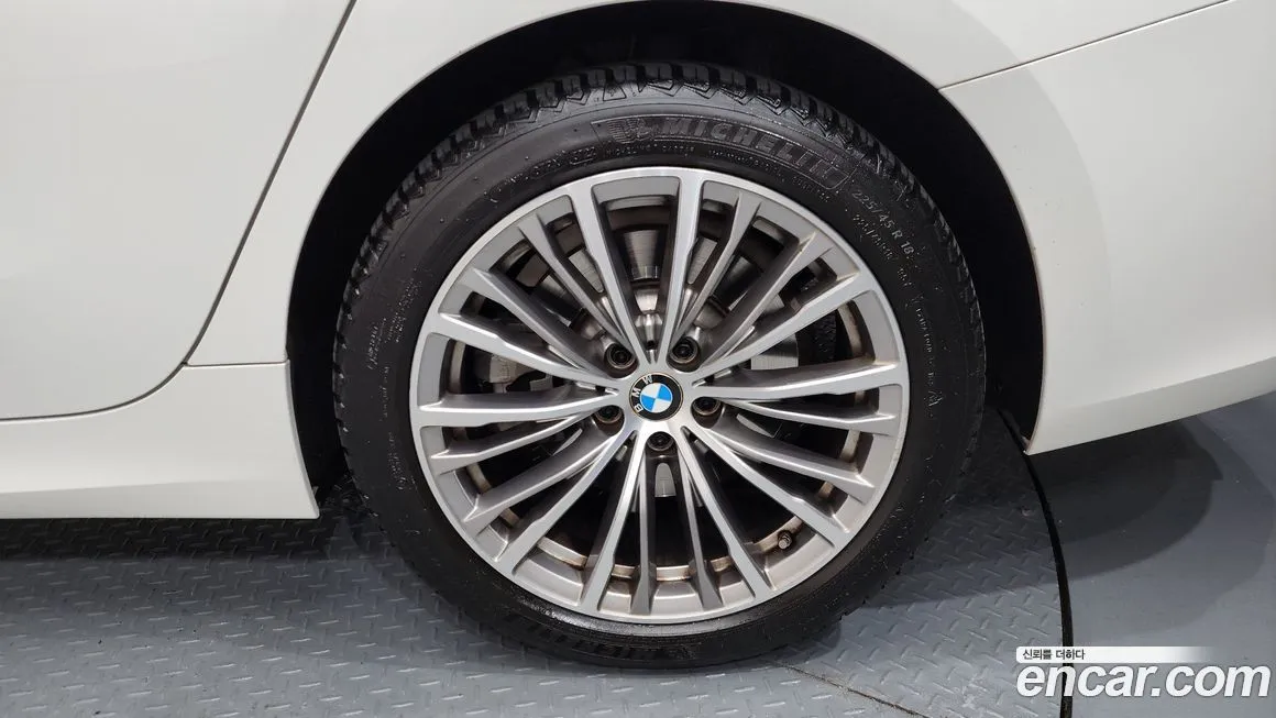 BMW 3-Series 2021 из KR, фото 10