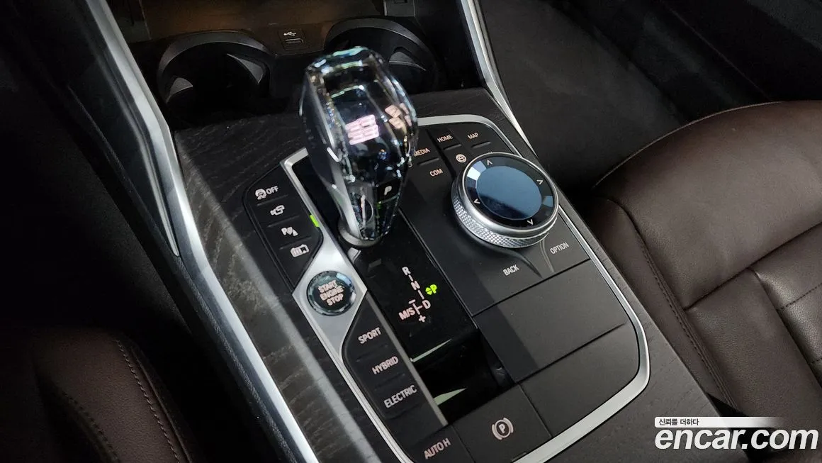 BMW 3-Series 2021 из KR, фото 9