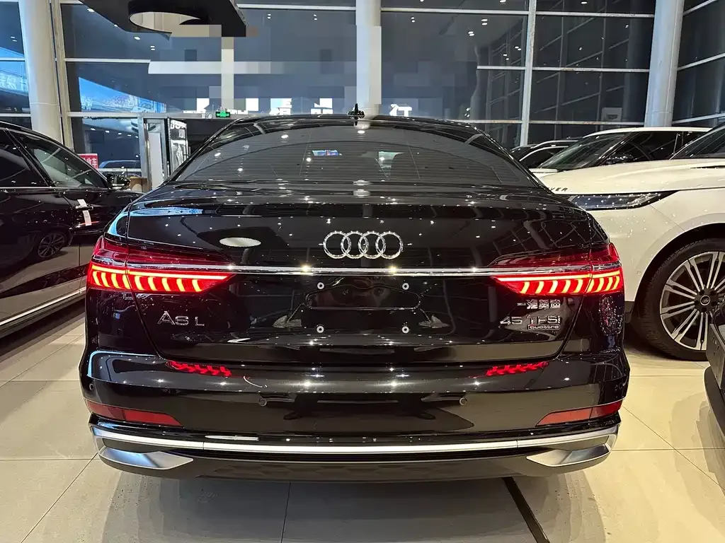 Audi A6L — фото 6