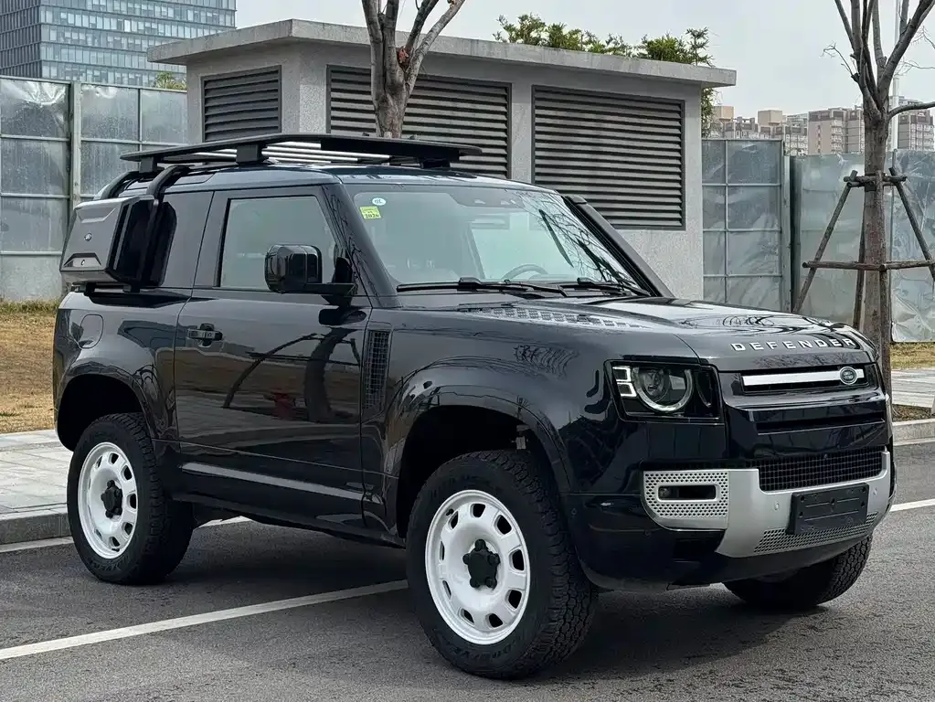 Land Rover Defender — фото 10