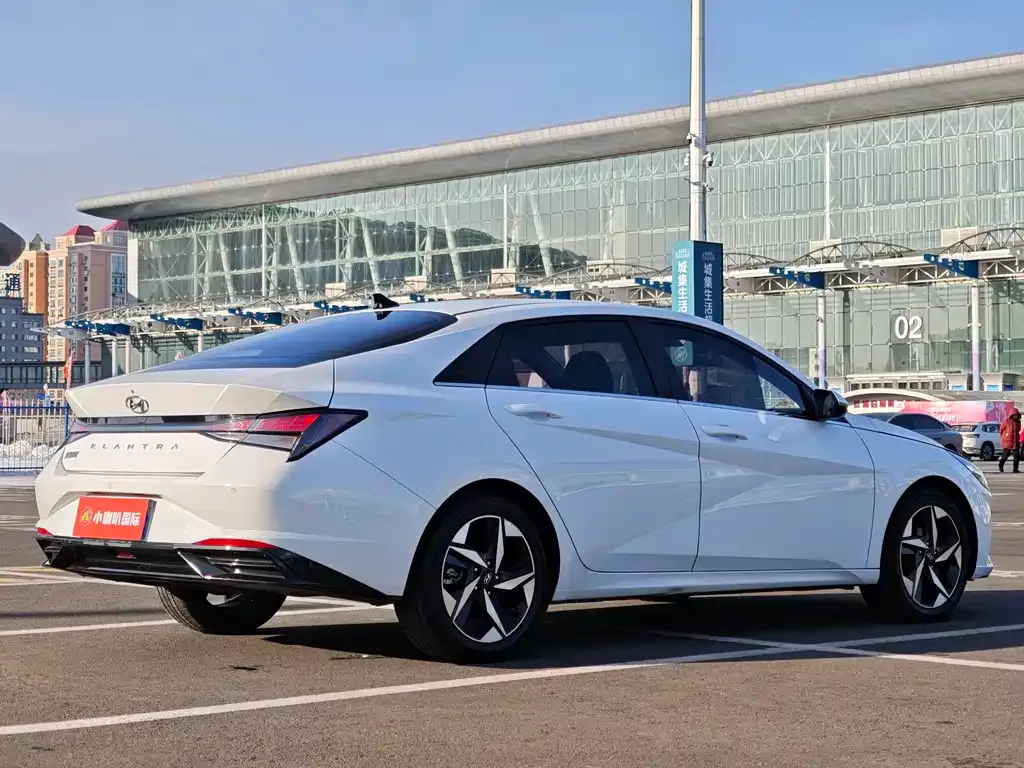 Hyundai Elantra 2021 из CN, фото 8