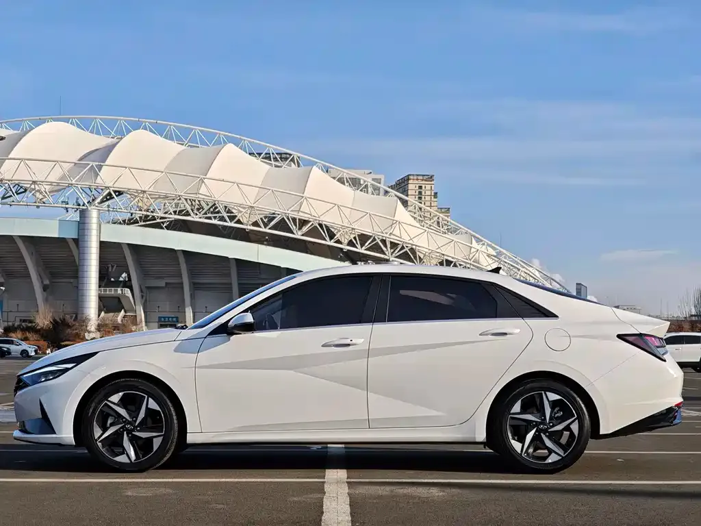 Hyundai Elantra 2021 из CN, фото 7