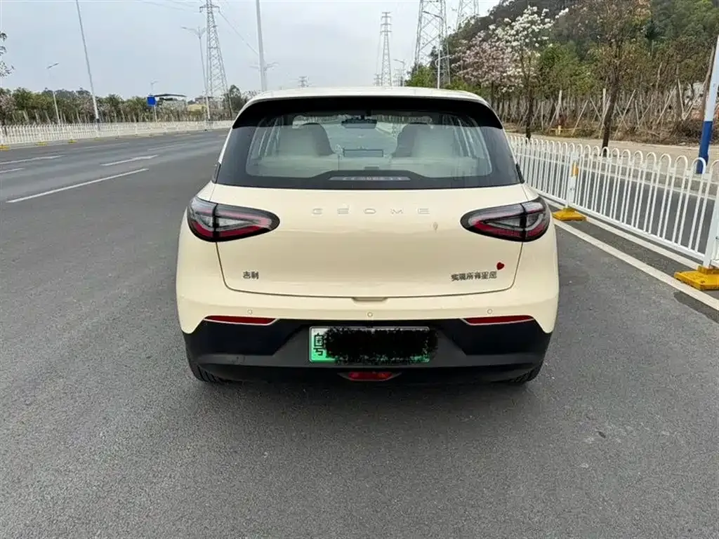 Geely Starburst — фото 6