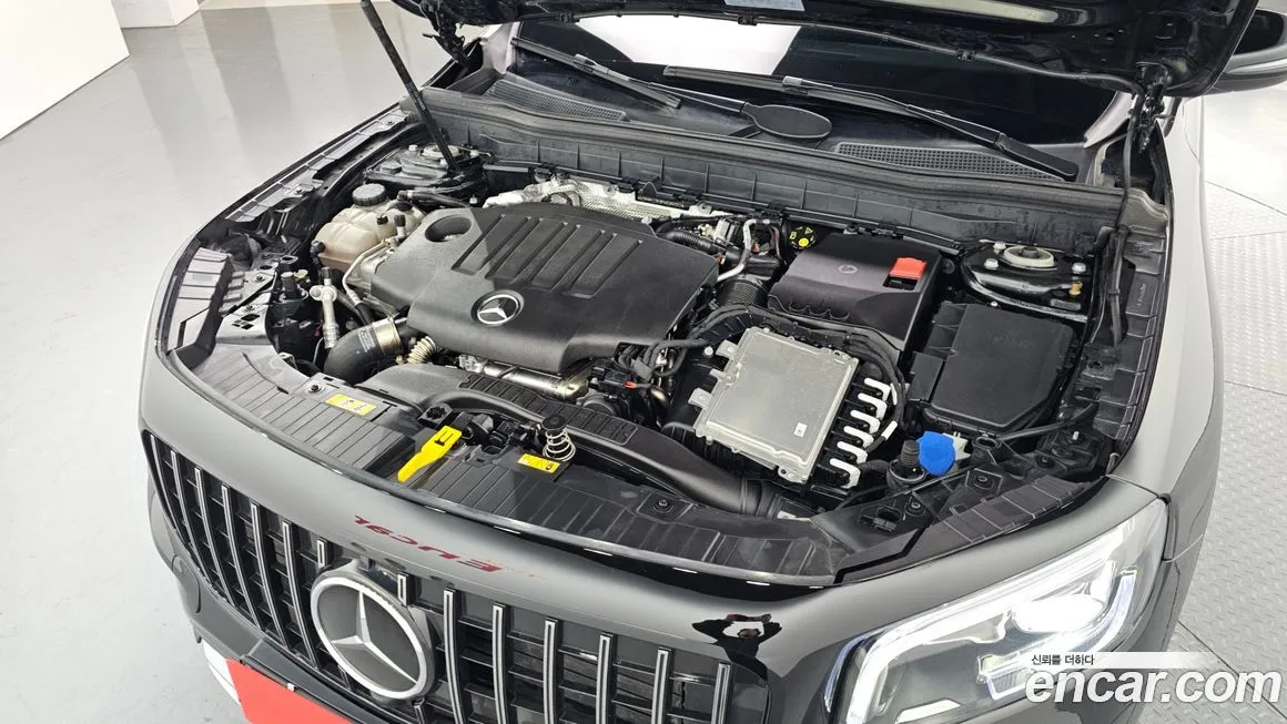 Mercedes-Benz GLB-Class — фото 10
