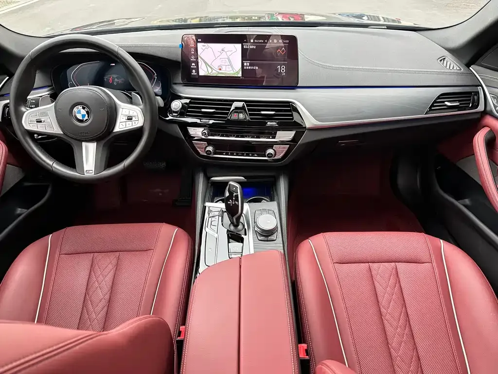 BMW 5 Series — фото 6