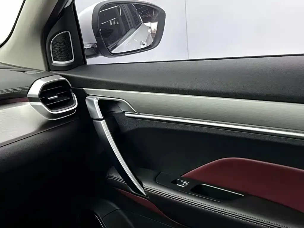 Geely Binyue 2021 из CN, фото 7