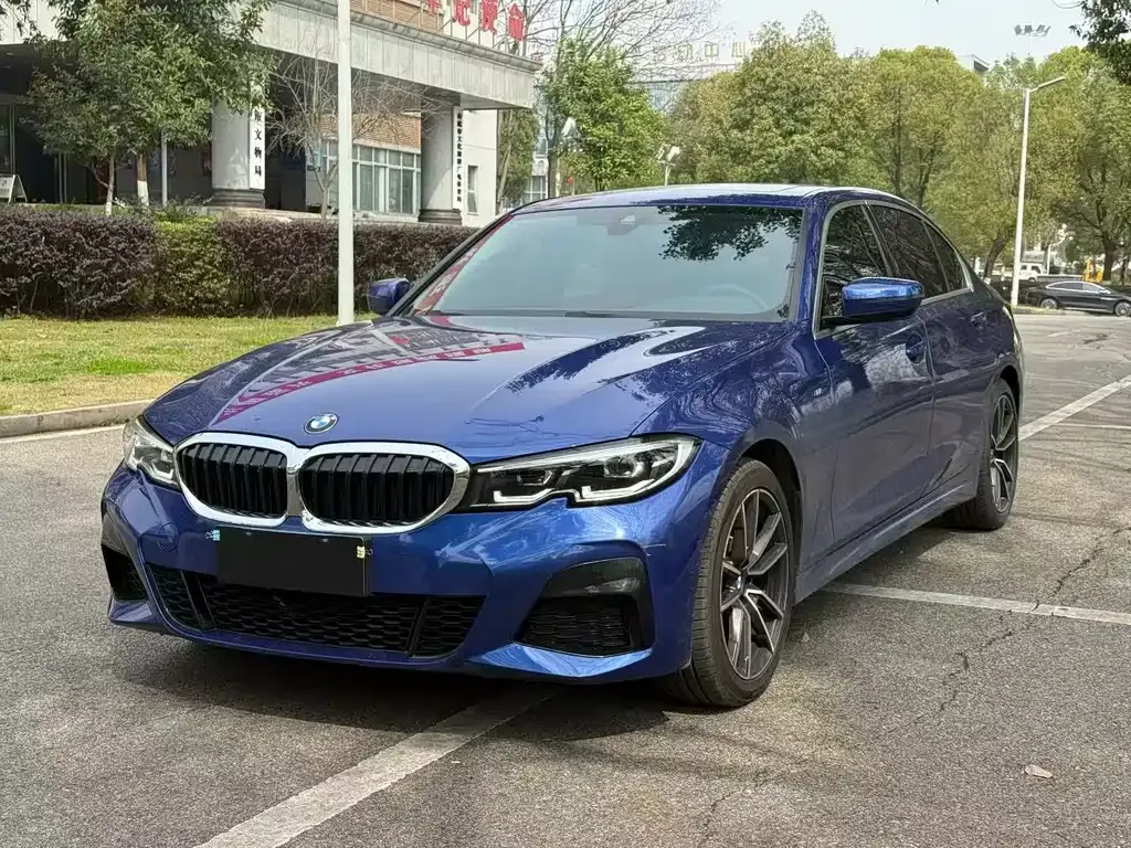 BMW 3 Series — фото 1
