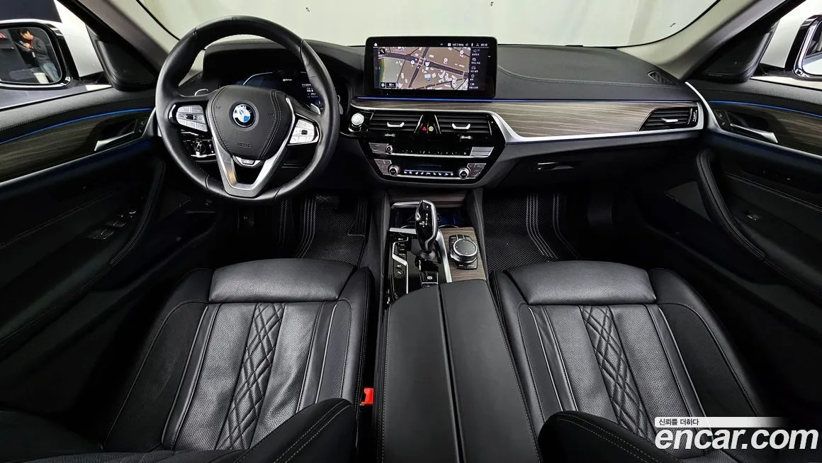 BMW 5-Series 2023 из KR, фото 9